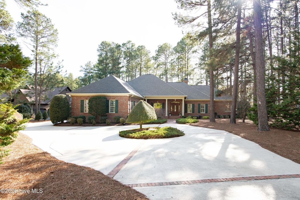 Photo of 26 Strathaven Drive, Pinehurst, NC 28374 (MLS # 100561881)
