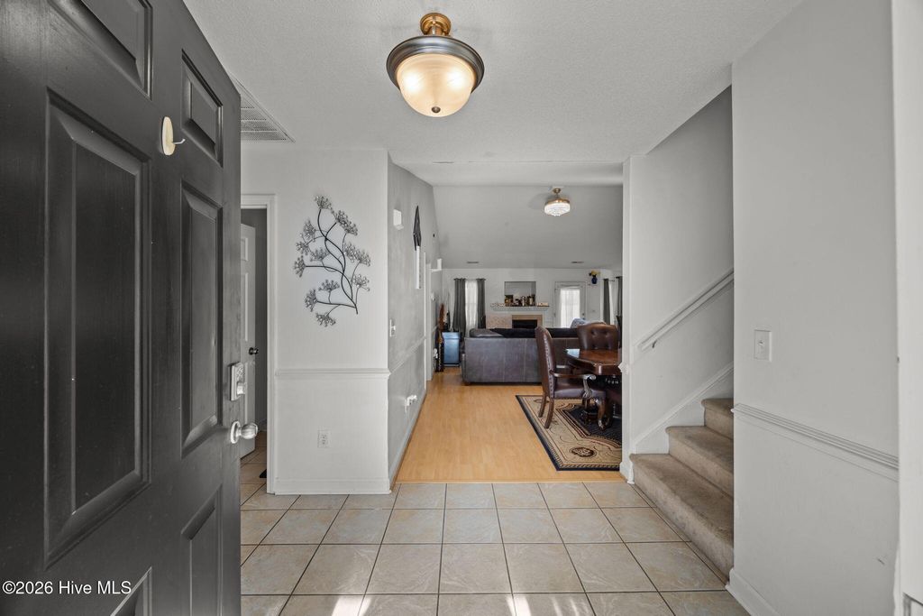 Photo of 222 Saratoga Lane, New Bern, NC 28562 (MLS # 100551020)