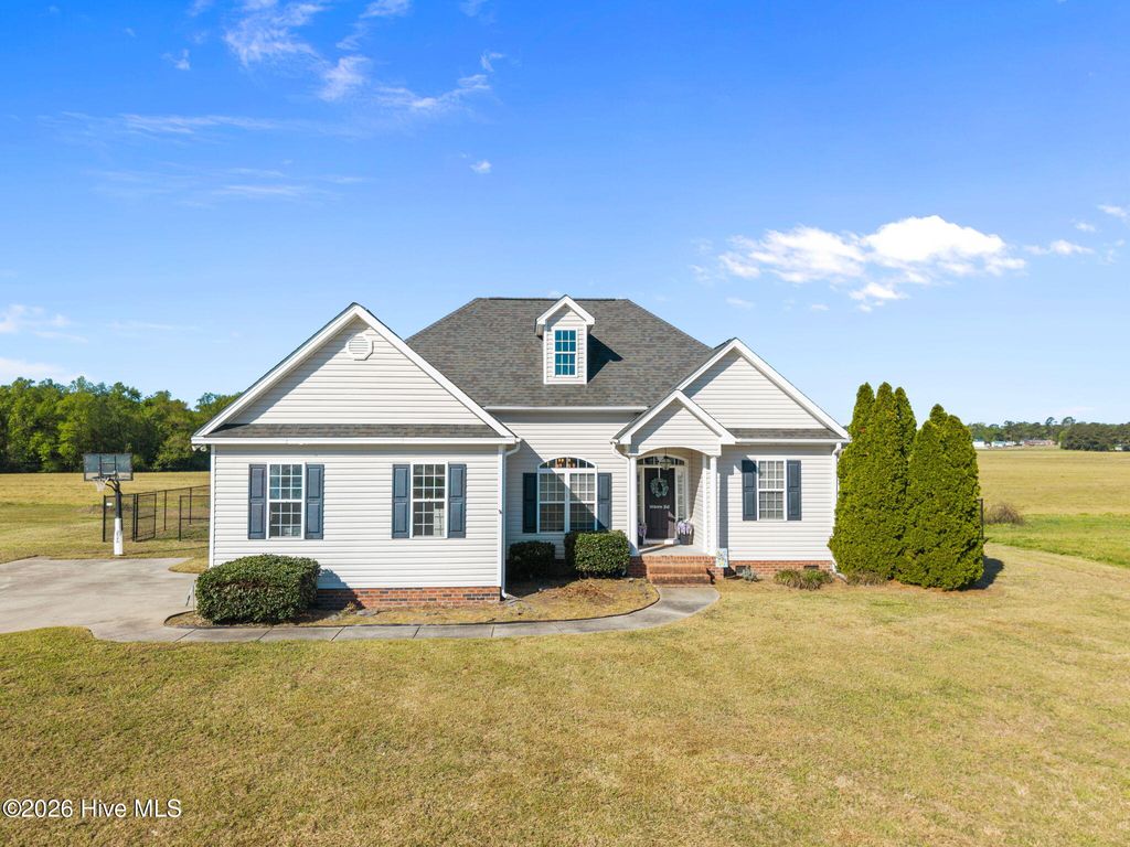 Photo of 832 Treyburn Circle, Greenville, NC 27858 (MLS # 100566732)