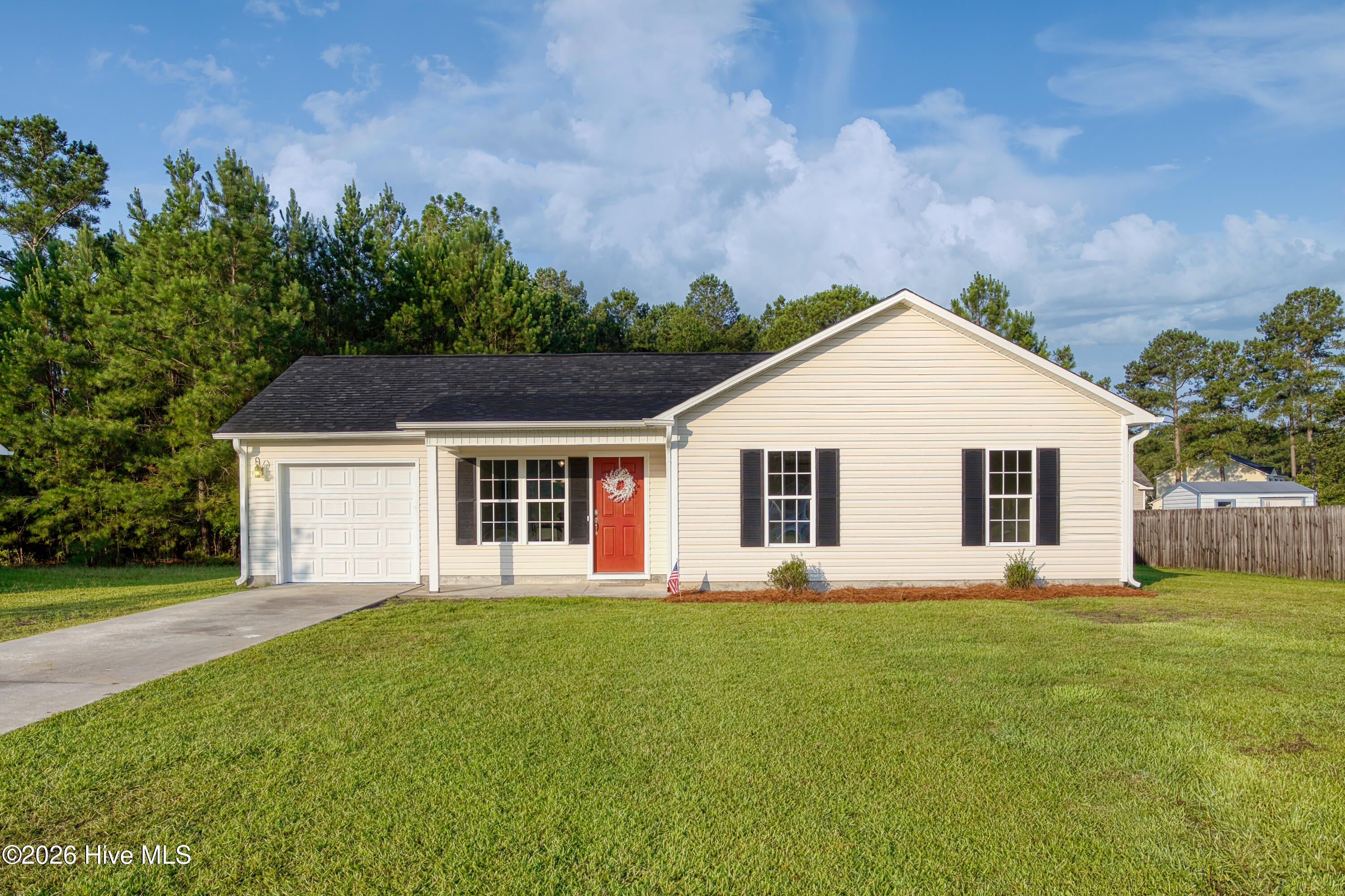 174 Ashbury Park Lane, Richlands, NC, 28574