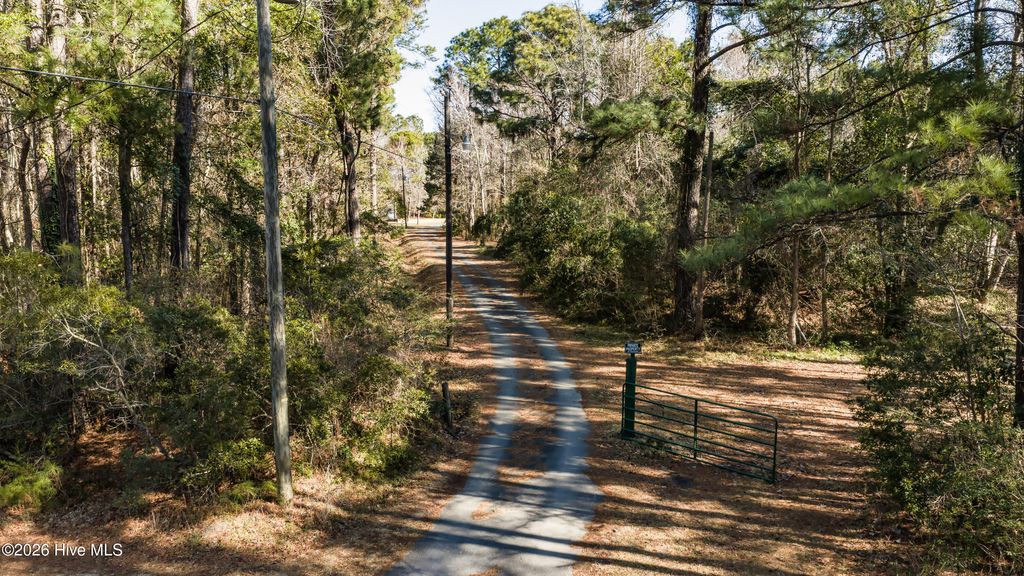 Photo of 1934 Gordon Acres Drive, Wilmington, NC 28411 (MLS # 100498443)