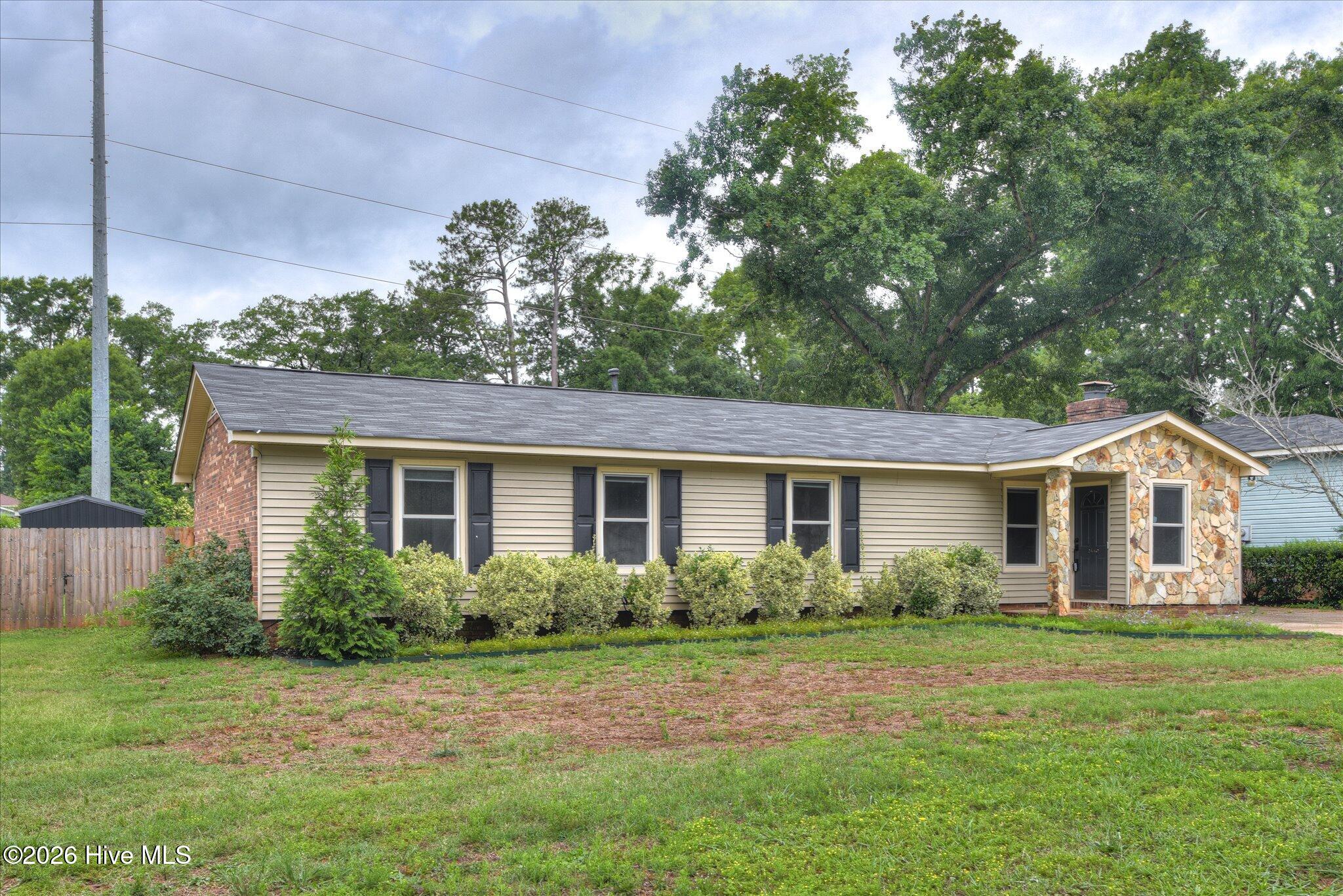 2440 Castlewood Drive
