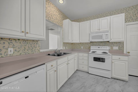 Tiny photo for 5006 Carleton Drive #Unit 22, Wilmington, NC 28403 (MLS # 100599342)