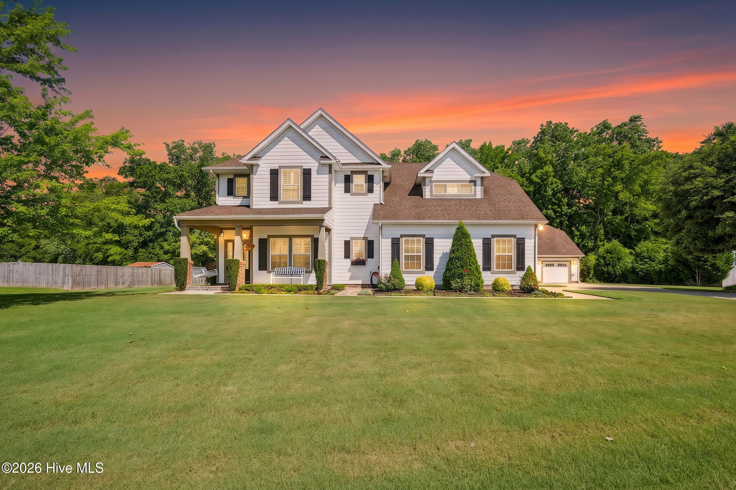 102 Rosedale Court