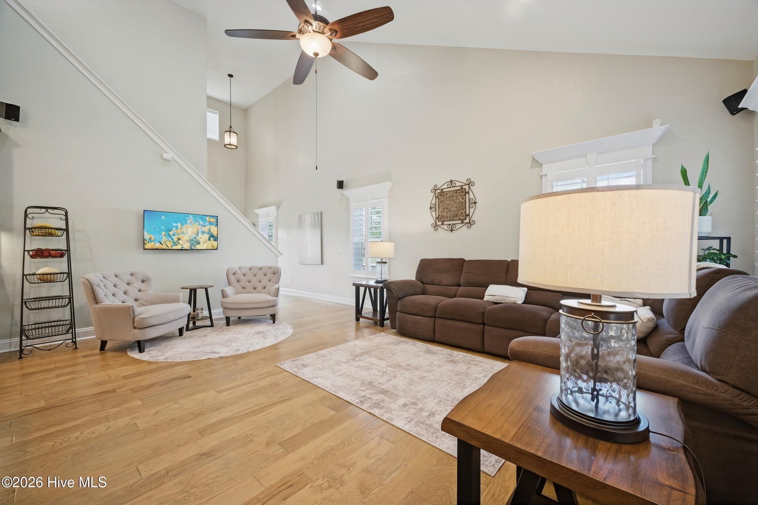 102 Rosedale Court