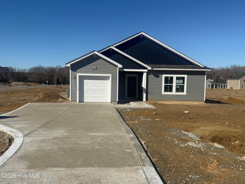 Homes For Sale - 201 Timber Street<br/> Fremont, NC 27830