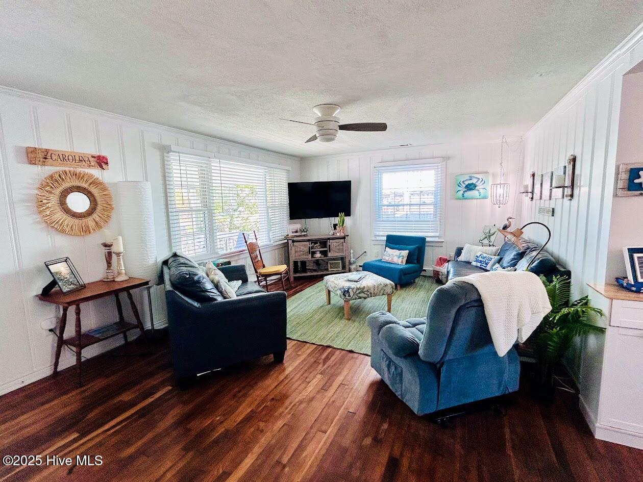 Carolina Beach, North Carolina 28428, United States, 2 Bedrooms Bedrooms, ,2 BathroomsBathrooms,Residential,Active,255893