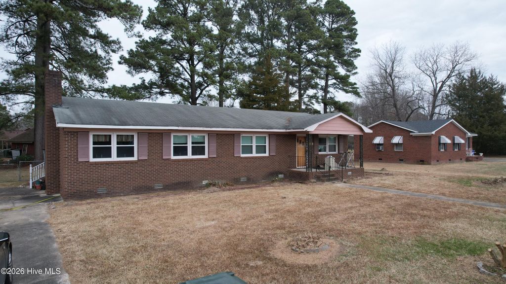 Photo of 711 Dr Martin Luther King Jr Drive N, Ahoskie, NC 27910 (MLS # 100550781)