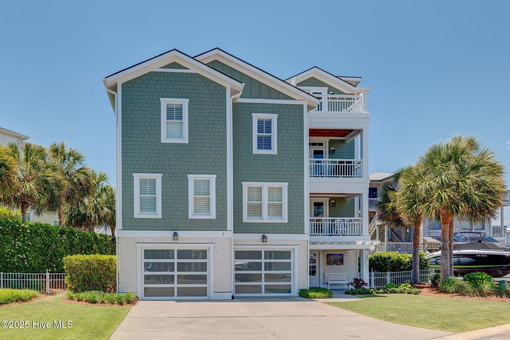 Photo of 1 Bay Street, Wrightsville Beach, NC 28480 (MLS # 100506370)