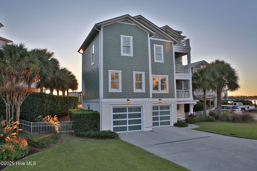 Photo of 1 Bay Street, Wrightsville Beach, NC 28480 (MLS # 100506370)