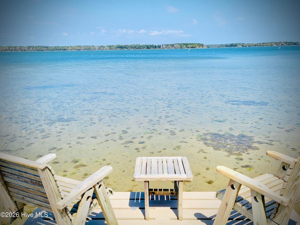 Photo of 211 Fannie Creek Lane, Sneads Ferry, NC 28460 (MLS # 100565718)