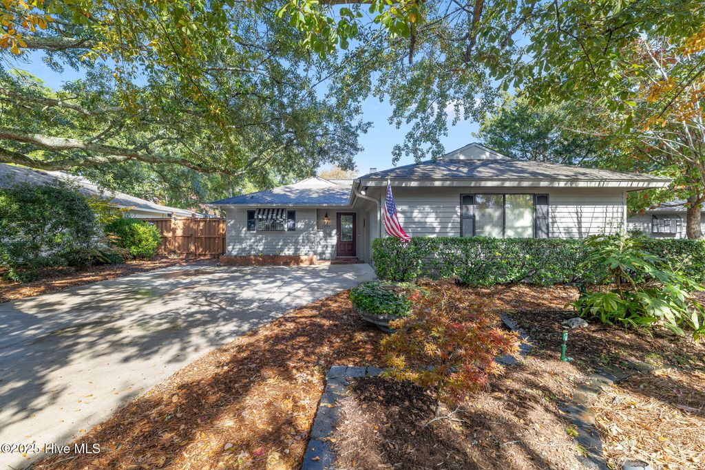 Photo of 1305 Two Mile Circle E, Wilmington, NC 28405 (MLS # 100539672)