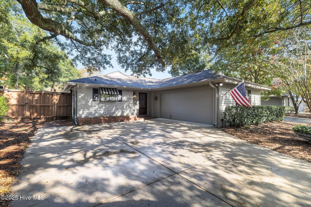 Photo of 1305 Two Mile Circle E, Wilmington, NC 28405 (MLS # 100539672)