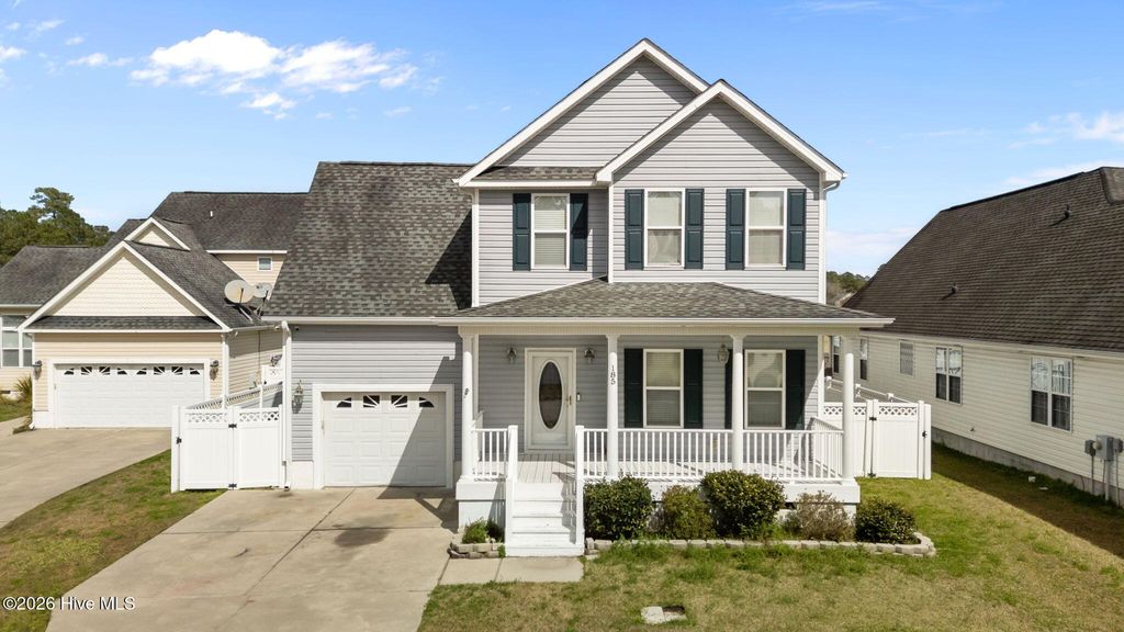 Photo of 185 Crooked Run Drive, New Bern, NC 28560 (MLS # 100556764)