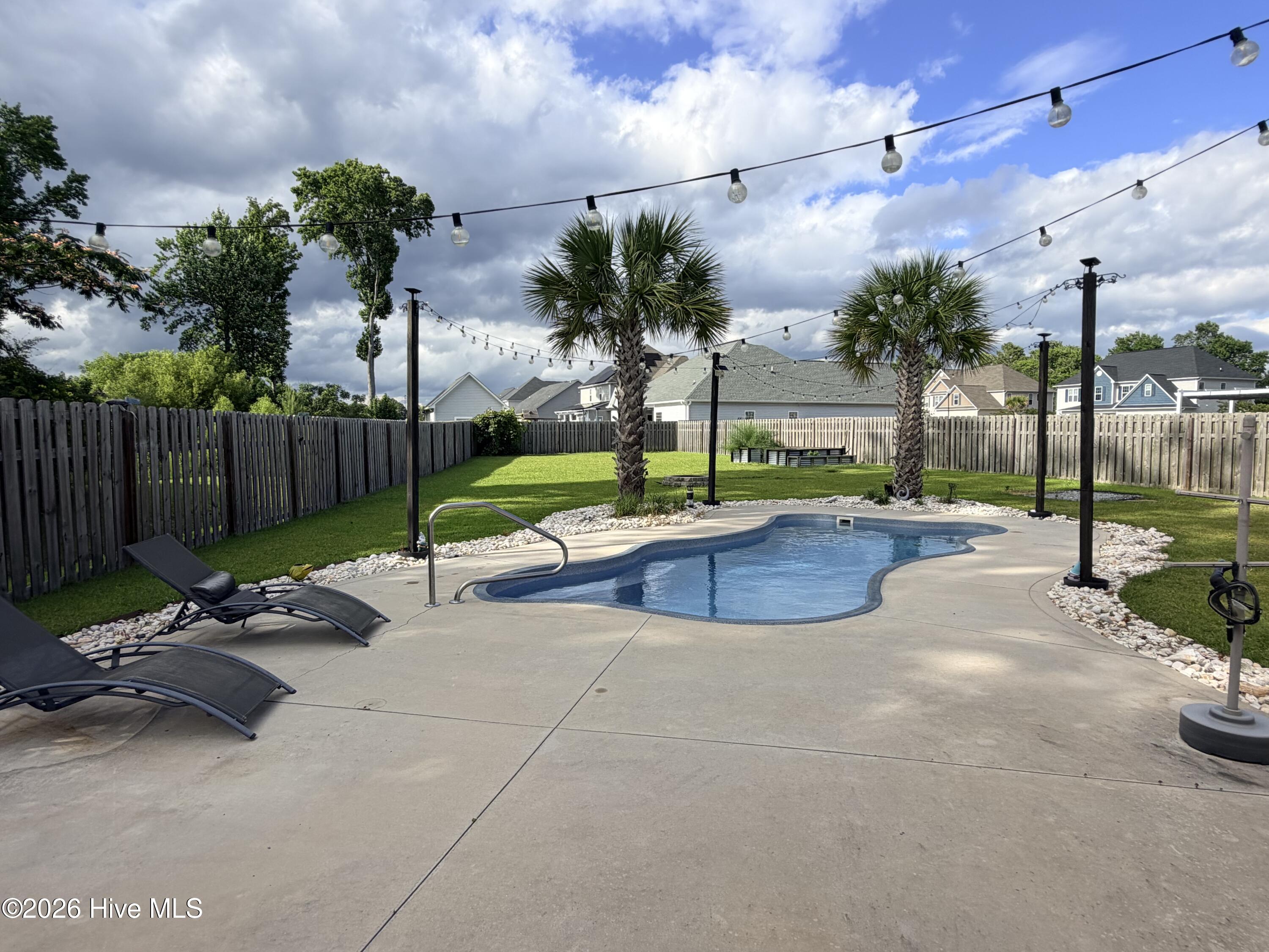 302 Seaglass Court