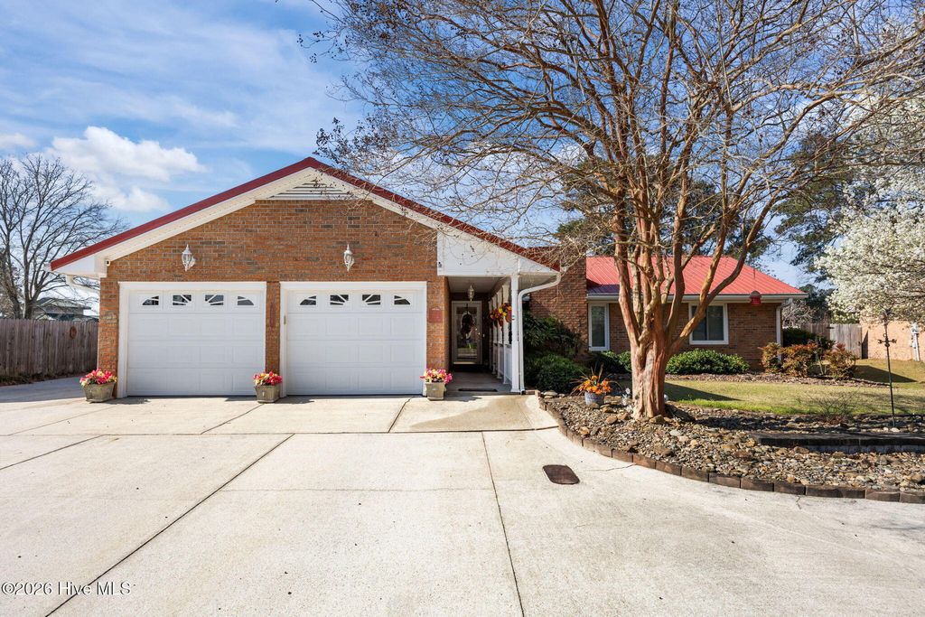 Photo of 209 Sweetbriar Lane, Havelock, NC 28532 (MLS # 100559983)