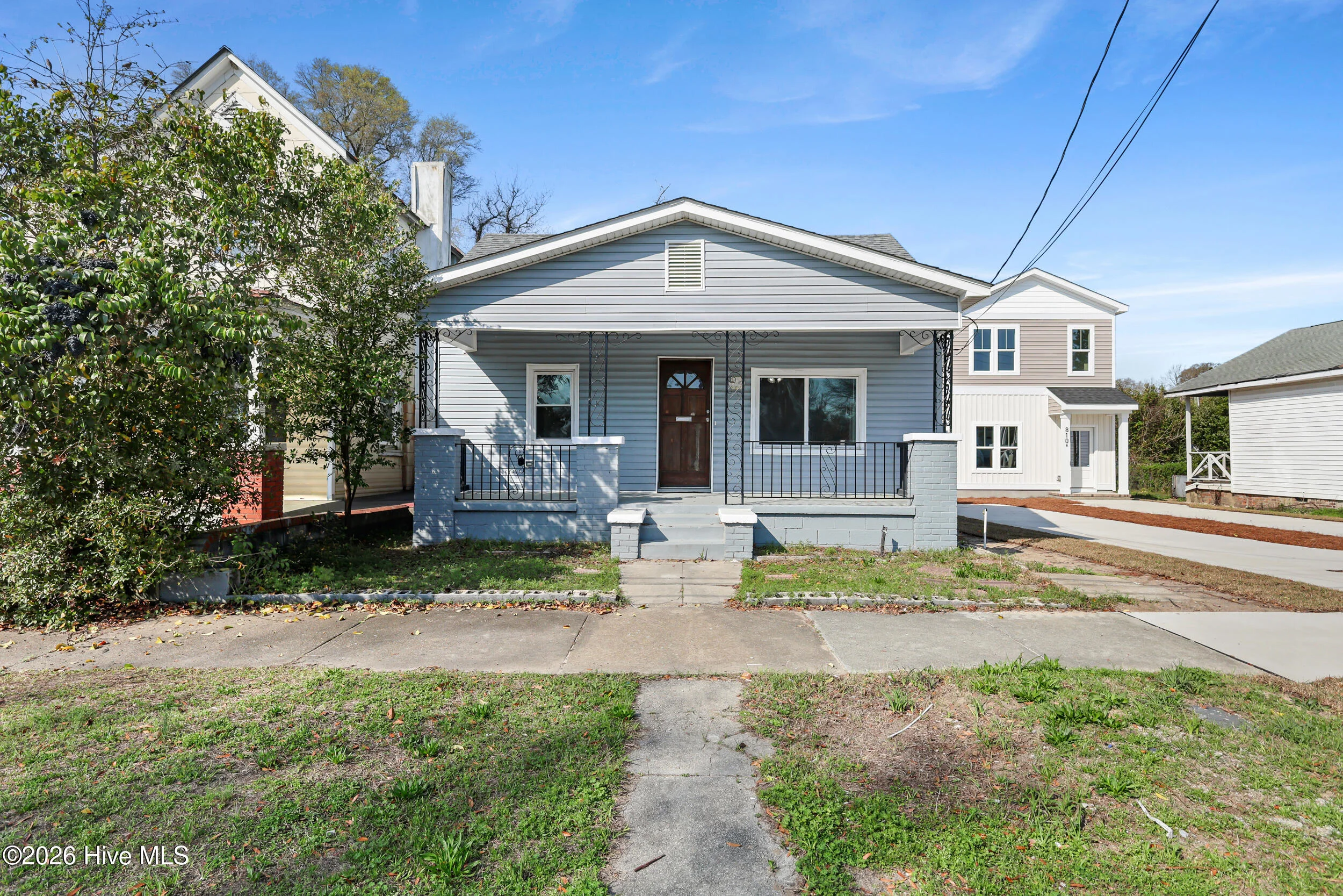 812 S 8th Street