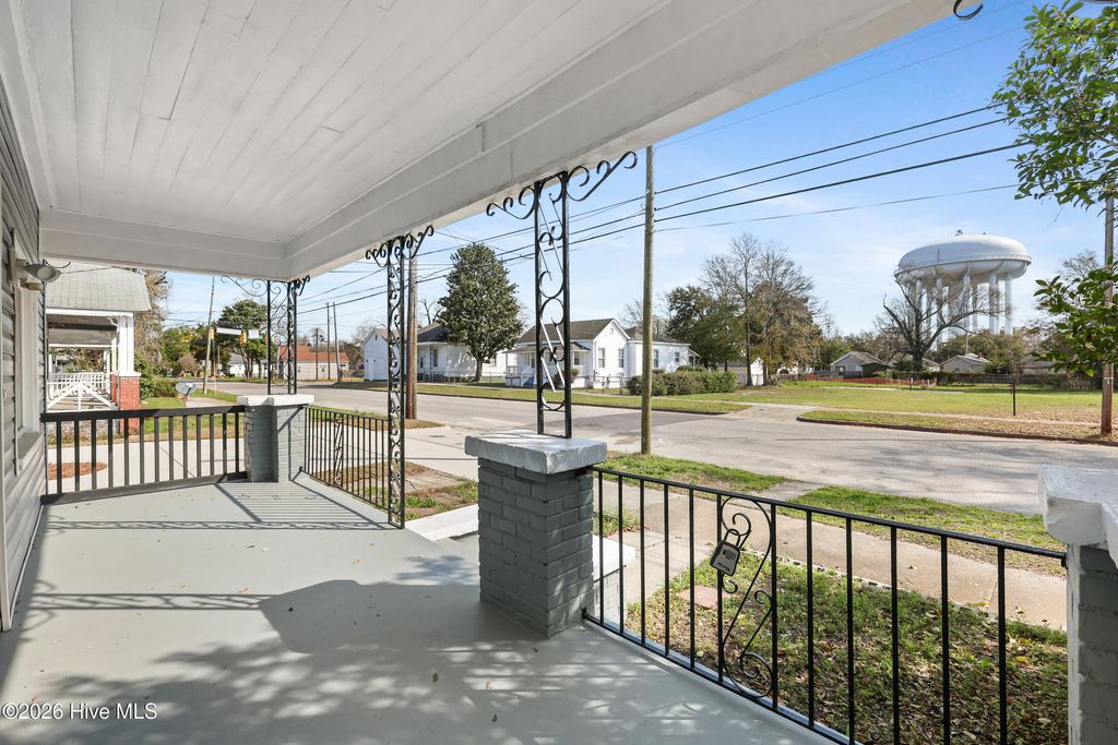 Photo of 812 S 8th Street, Wilmington, NC 28401 (MLS # 100561593)