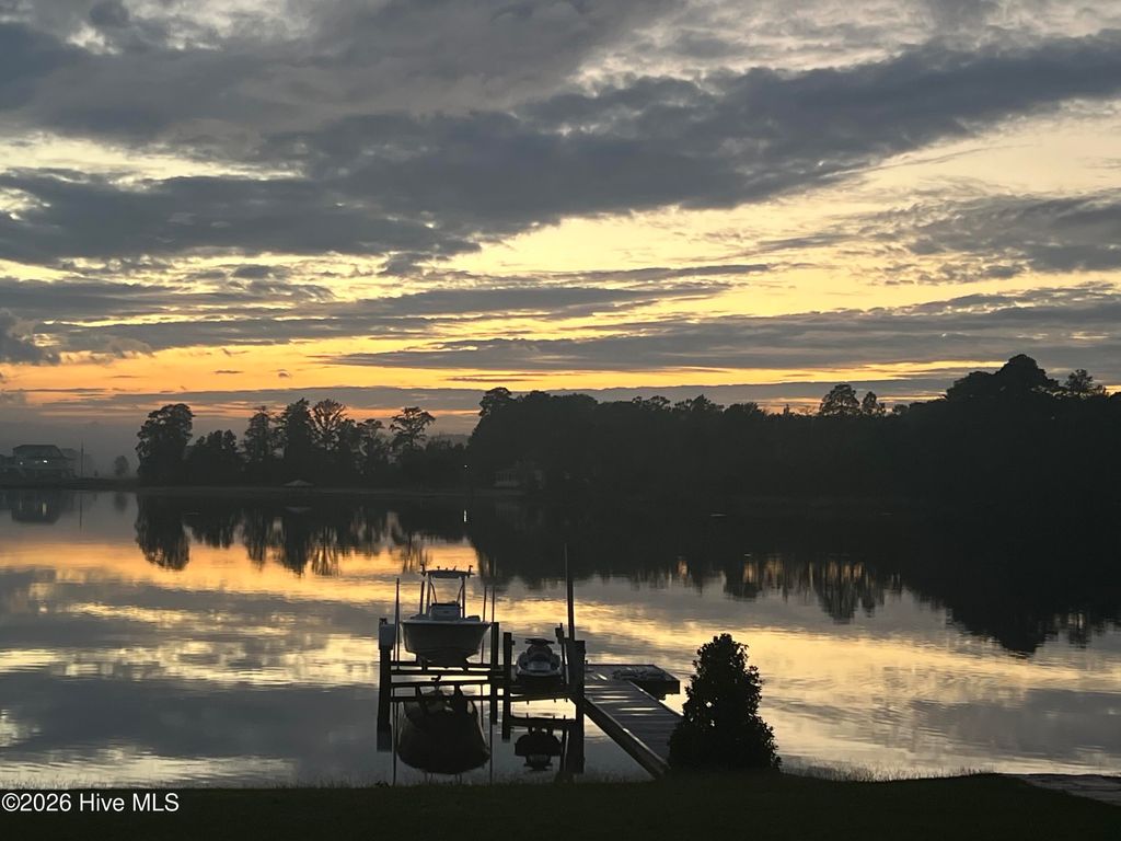 Photo of 170 Catnip Point Road, Bath, NC 27808 (MLS # 100556873)