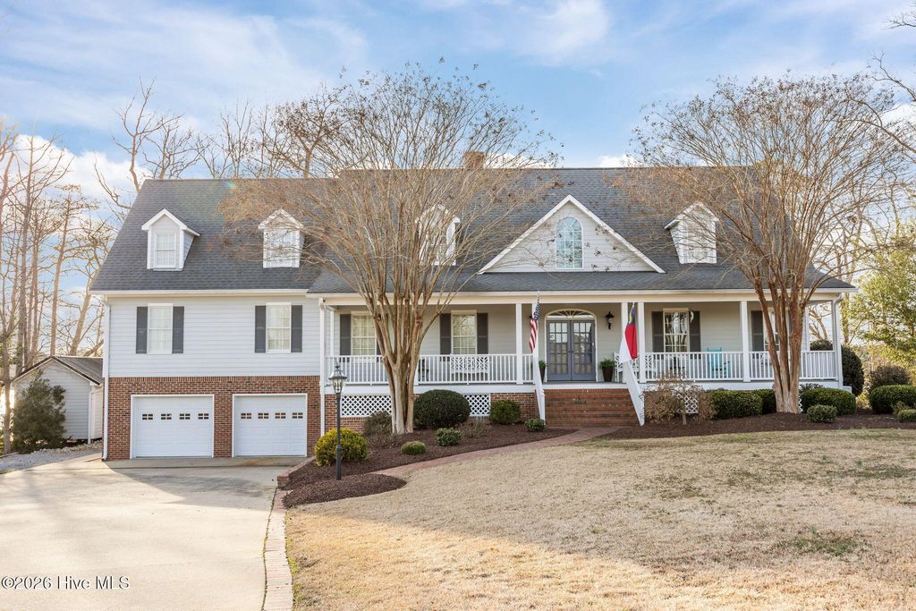 Photo of 170 Catnip Point Road, Bath, NC 27808 (MLS # 100556873)