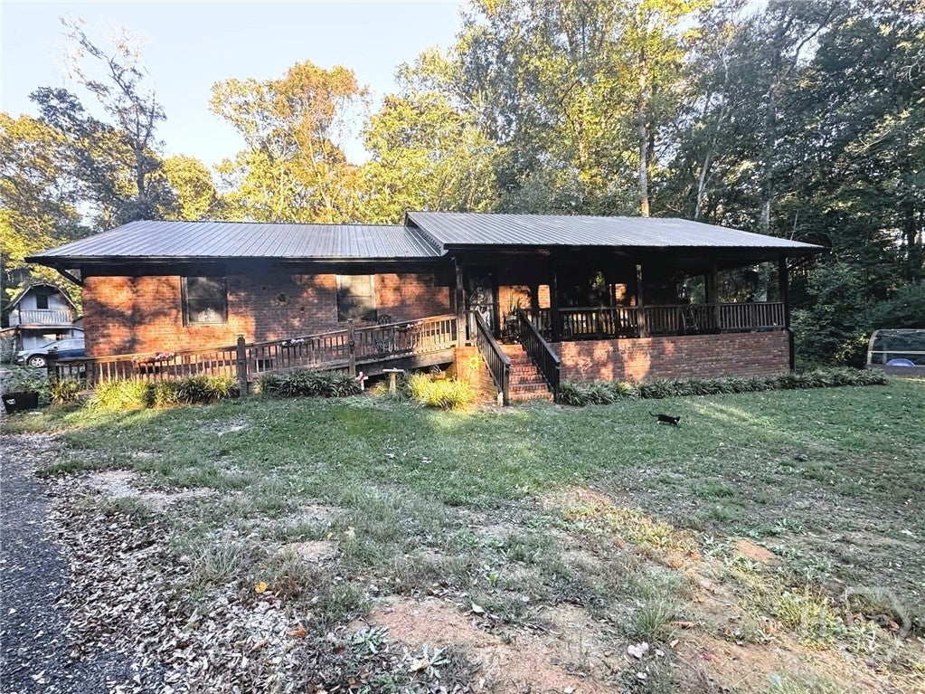 Photo of 3453 Bowman Highway, Hartwell, GA 30643 (MLS # CL366805)