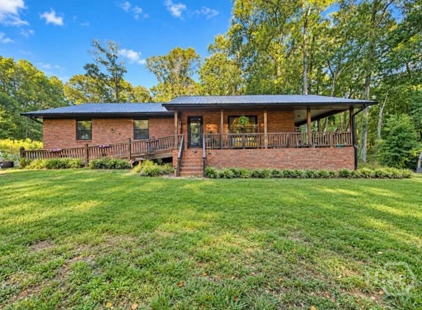 Photo of 3453 Bowman Highway, Hartwell, GA 30643 (MLS # CL366805)