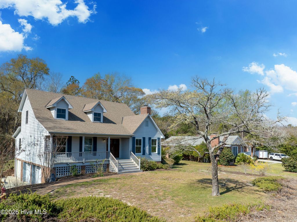 Photo of 317 S Belvedere Drive, Hampstead, NC 28443 (MLS # 100563536)