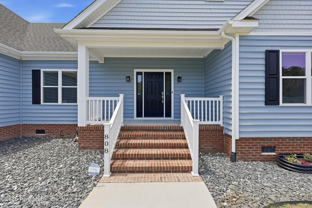 Photo of 808 Broomfield Trail, Elizabeth City, NC 27909 (MLS # 100574755)