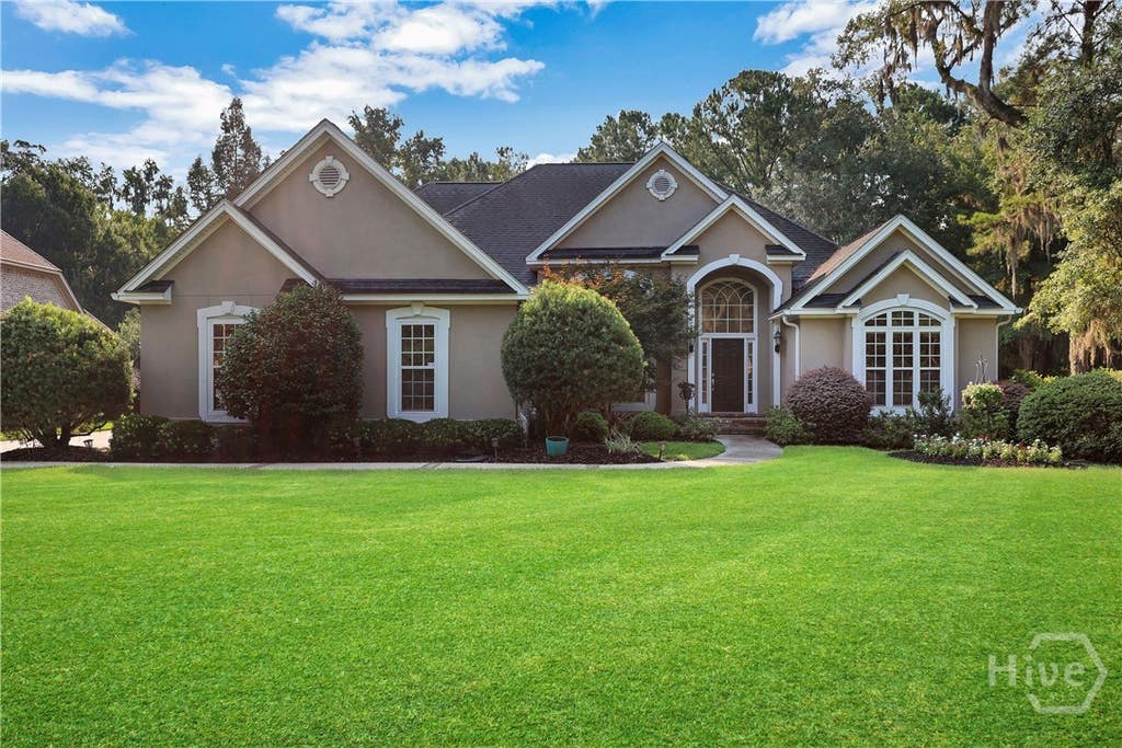 Photo of 299 Shadow Moss Circle, Richmond Hill, GA 31324 (MLS # SA361517)
