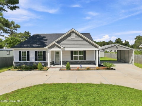Homes For Sale - 621 West Beaufort Road<br/> Beaufort, NC 28516