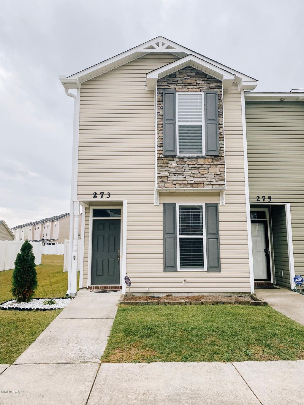 Photo of 273 Caldwell Loop, Jacksonville, NC 28546 (MLS # 100552495)