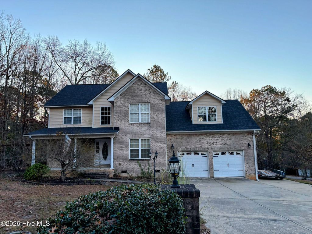 Photo of 114 Carolina Way, Sanford, NC 27332 (MLS # 100558591)