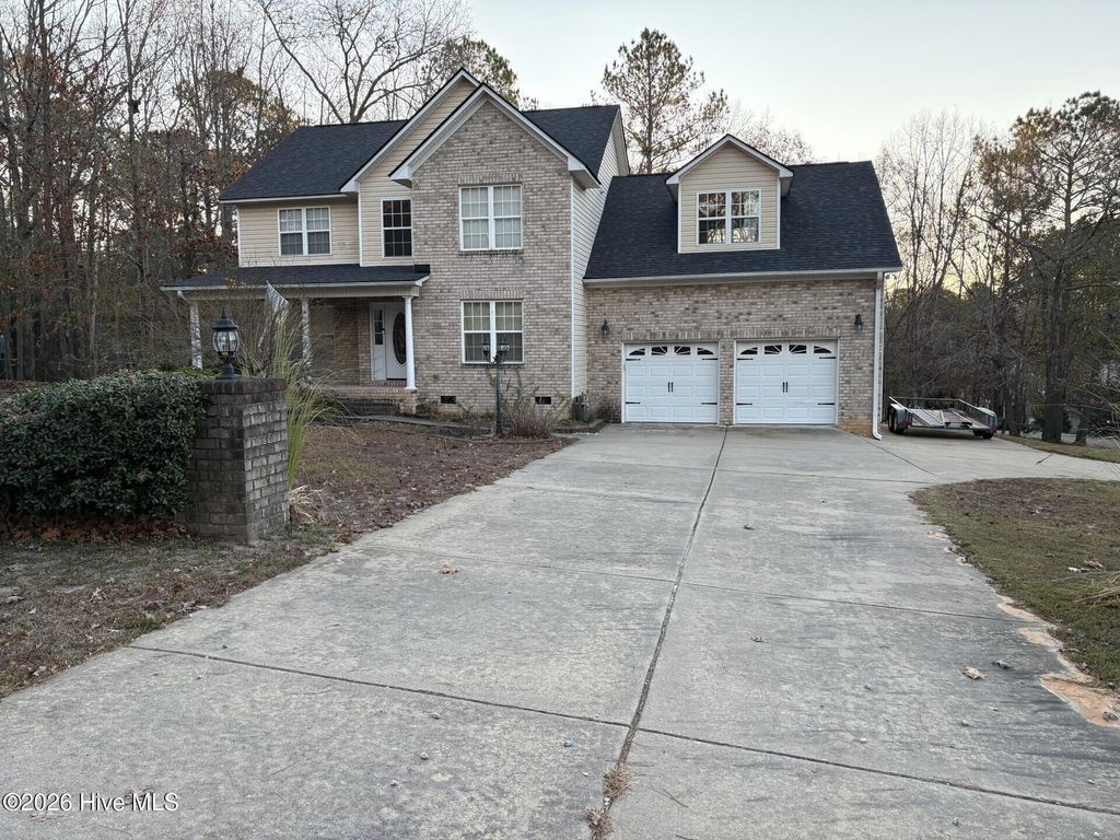 Photo of 114 Carolina Way, Sanford, NC 27332 (MLS # 100558591)