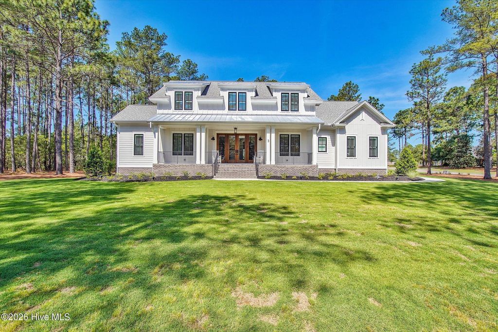 Photo of 3 Ridgeland Street, Pinehurst, NC 28374 (MLS # 100577074)