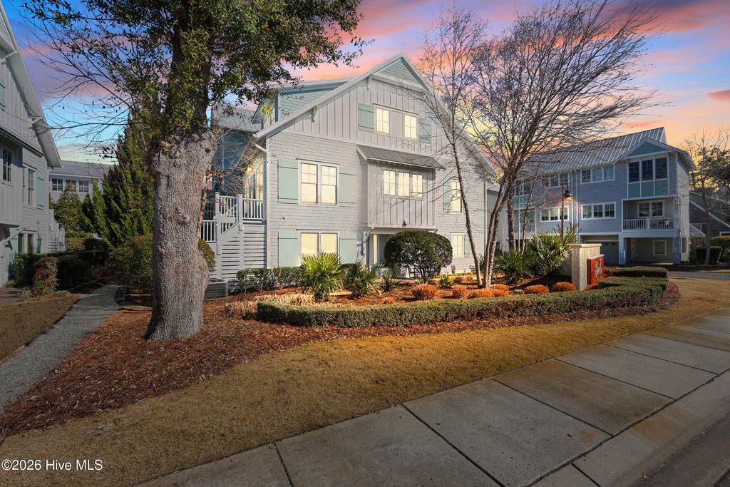 Photo of 1705 Tearthumb Court, Wilmington, NC 28403 (MLS # 100553548)