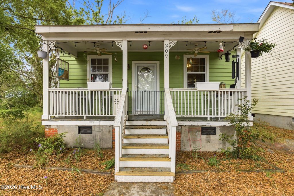 Photo of 209 Mcrae Street, Wilmington, NC 28401 (MLS # 100564612)
