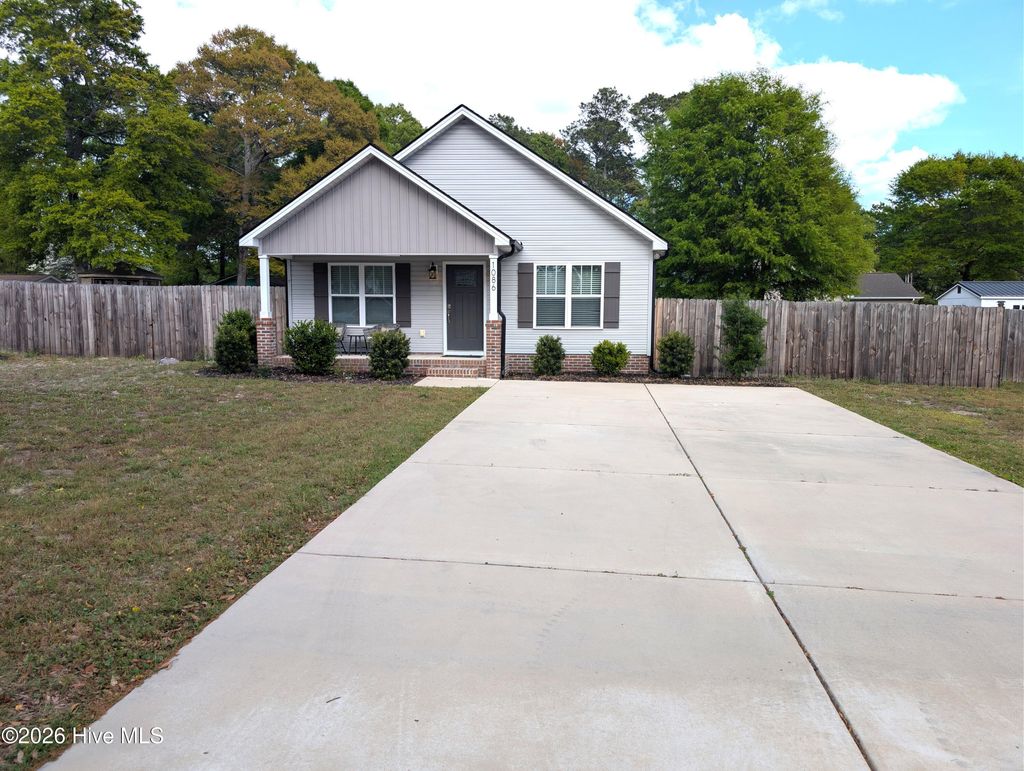 Photo of 1086 Mille Avenue SW, Calabash, NC 28467 (MLS # 100566203)