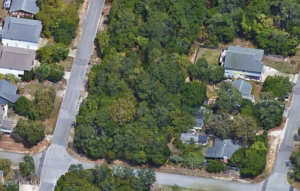 Photo of 306 NE 41st Street, Oak Island, NC 28465 (MLS # 100567712)