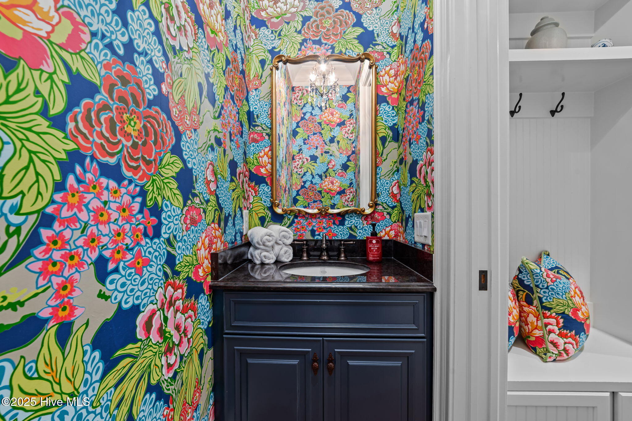 Greenville, North Carolina 27858, United States, 5 Bedrooms Bedrooms, ,4 BathroomsBathrooms,Residential,Pending,255934