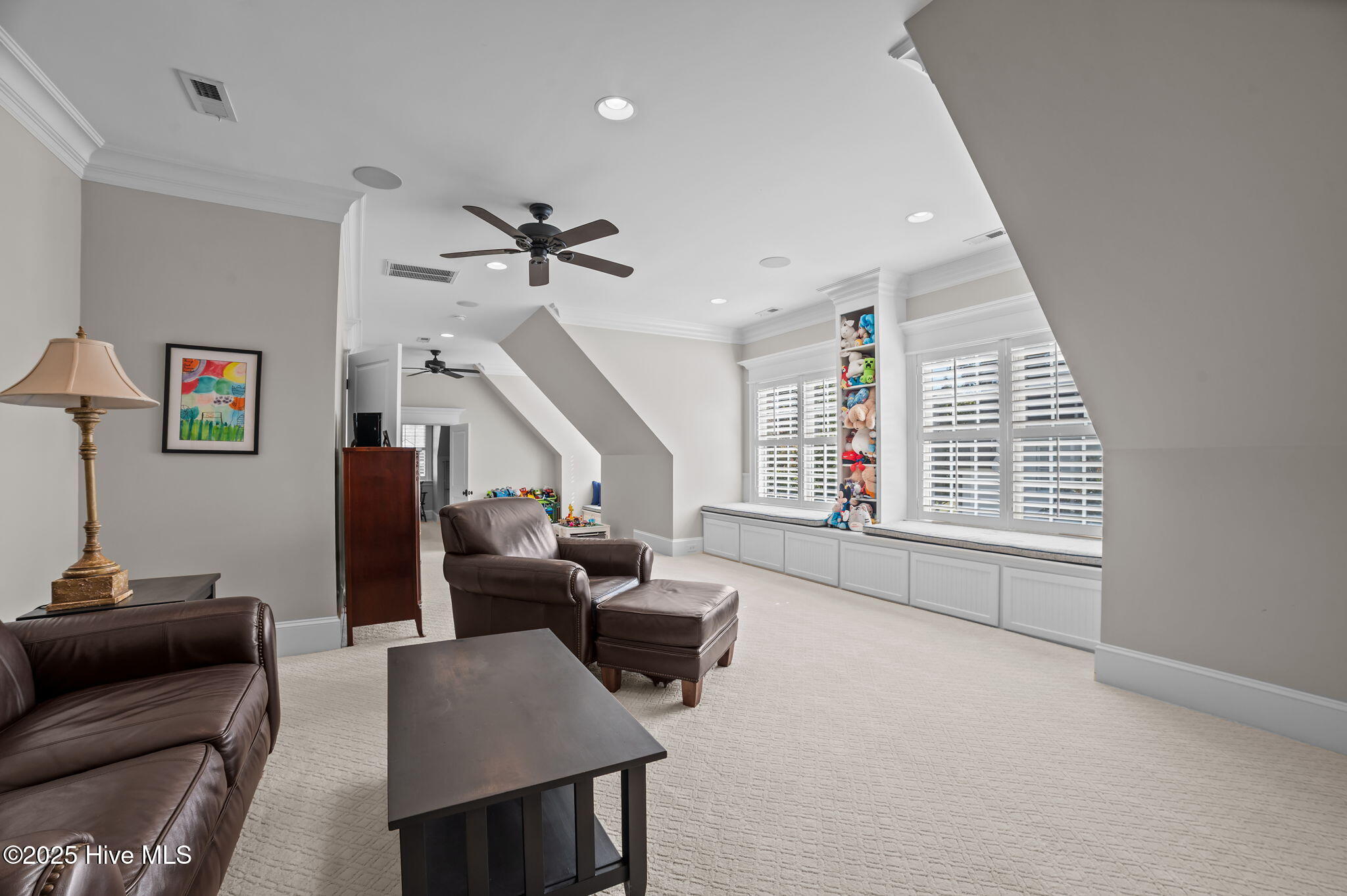 Greenville, North Carolina 27858, United States, 5 Bedrooms Bedrooms, ,4 BathroomsBathrooms,Residential,Pending,255934