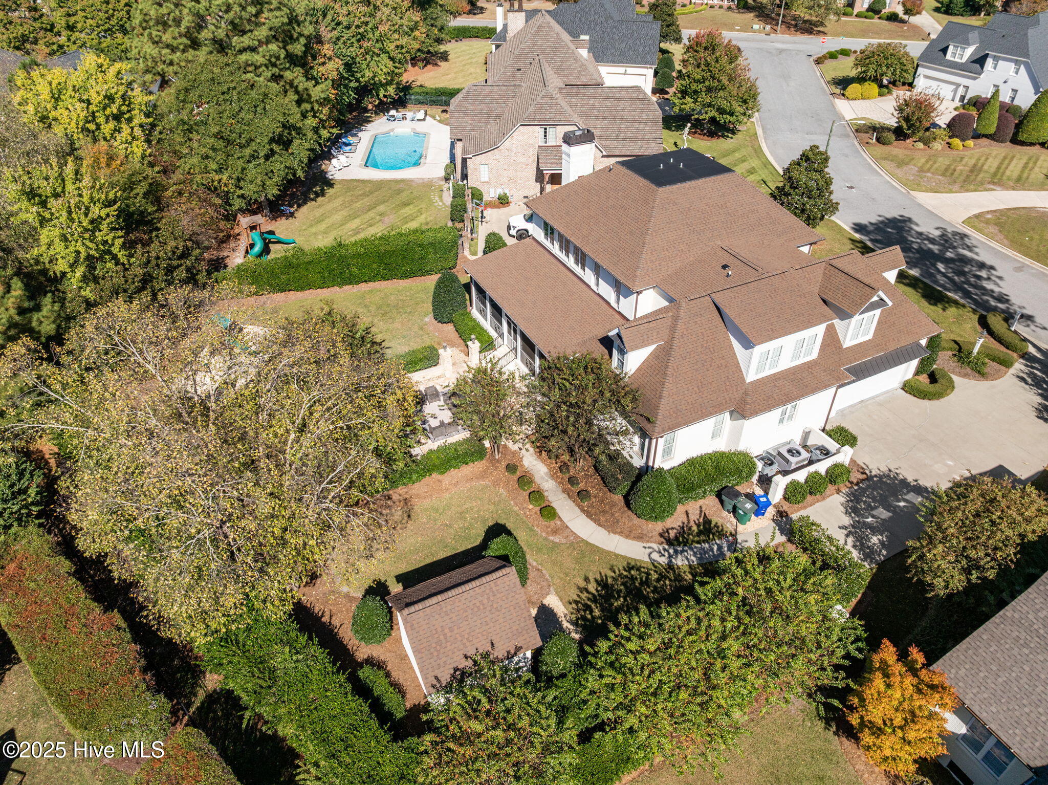 Greenville, North Carolina 27858, United States, 5 Bedrooms Bedrooms, ,4 BathroomsBathrooms,Residential,Pending,255934