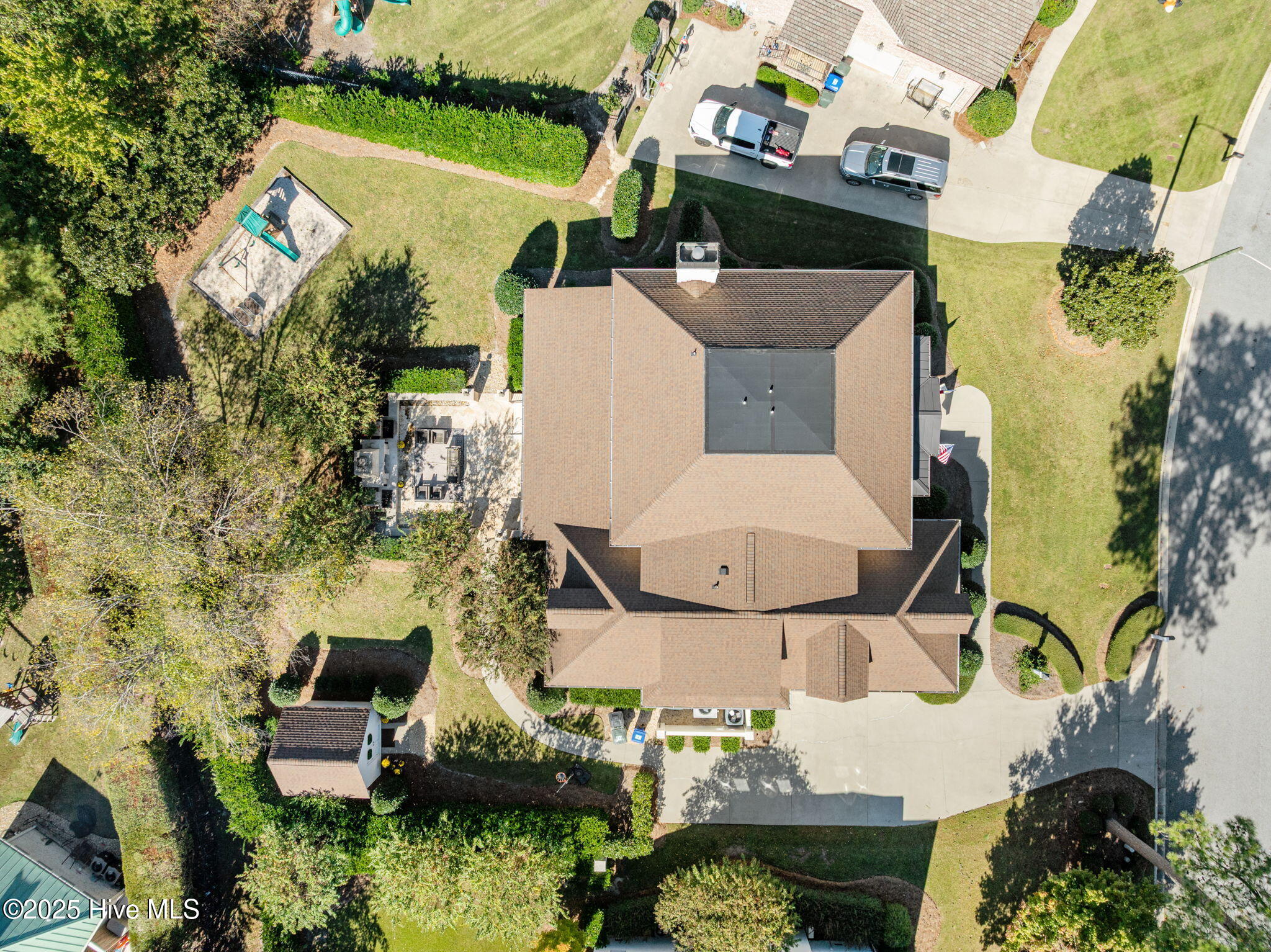 Greenville, North Carolina 27858, United States, 5 Bedrooms Bedrooms, ,4 BathroomsBathrooms,Residential,Pending,255934