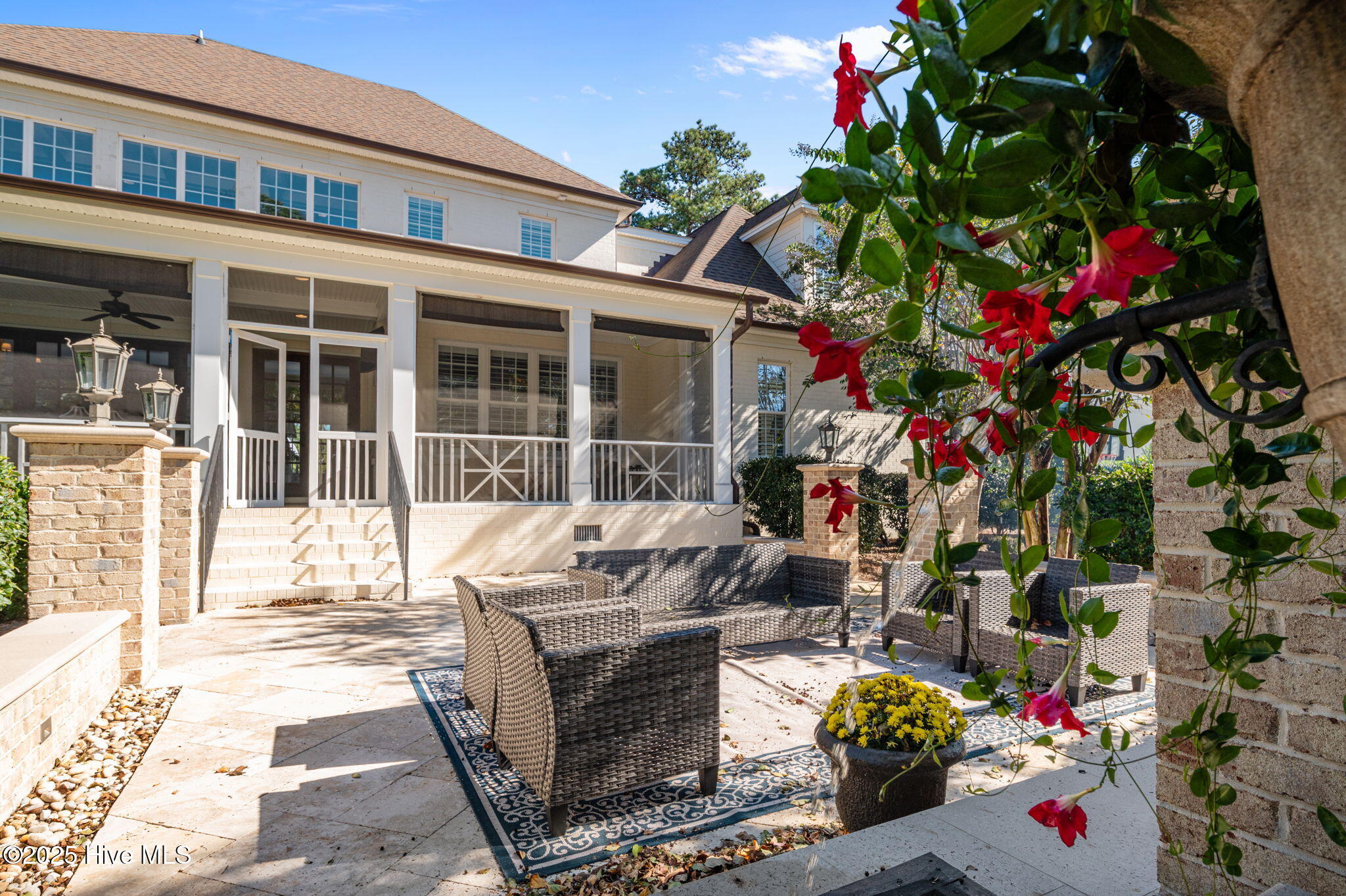 Greenville, North Carolina 27858, United States, 5 Bedrooms Bedrooms, ,4 BathroomsBathrooms,Residential,Pending,255934