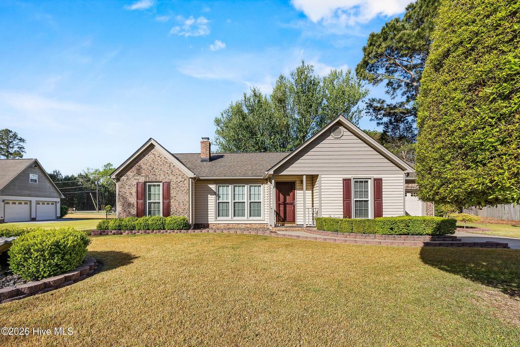 Photo of 1107 Gould Road, Jacksonville, NC 28540 (MLS # 100565895)