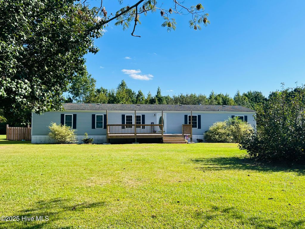 Photo of 629 Old Snow Hill Road, Ayden, NC 28513 (MLS # 100562909)