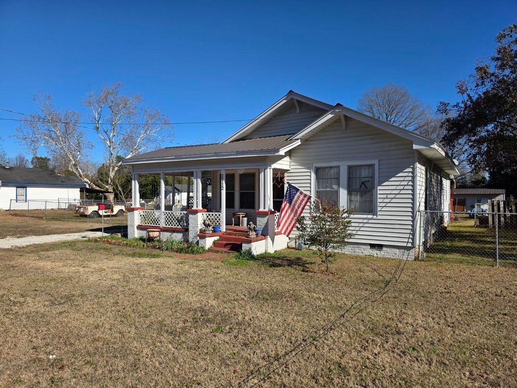 Photo of 1912 Haynie Drive, Augusta, GA 30904 (MLS # 551263)