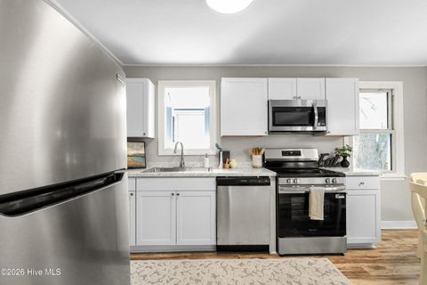 Tiny photo for 522 Oak Lane, Jacksonville, NC 28540 (MLS # 100560188)