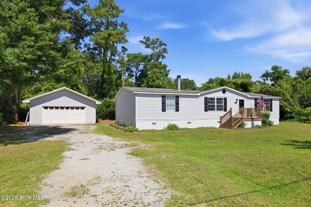 Photo of 122 Lejeune Road, Cape Carteret, NC 28584 (MLS # 100588283)