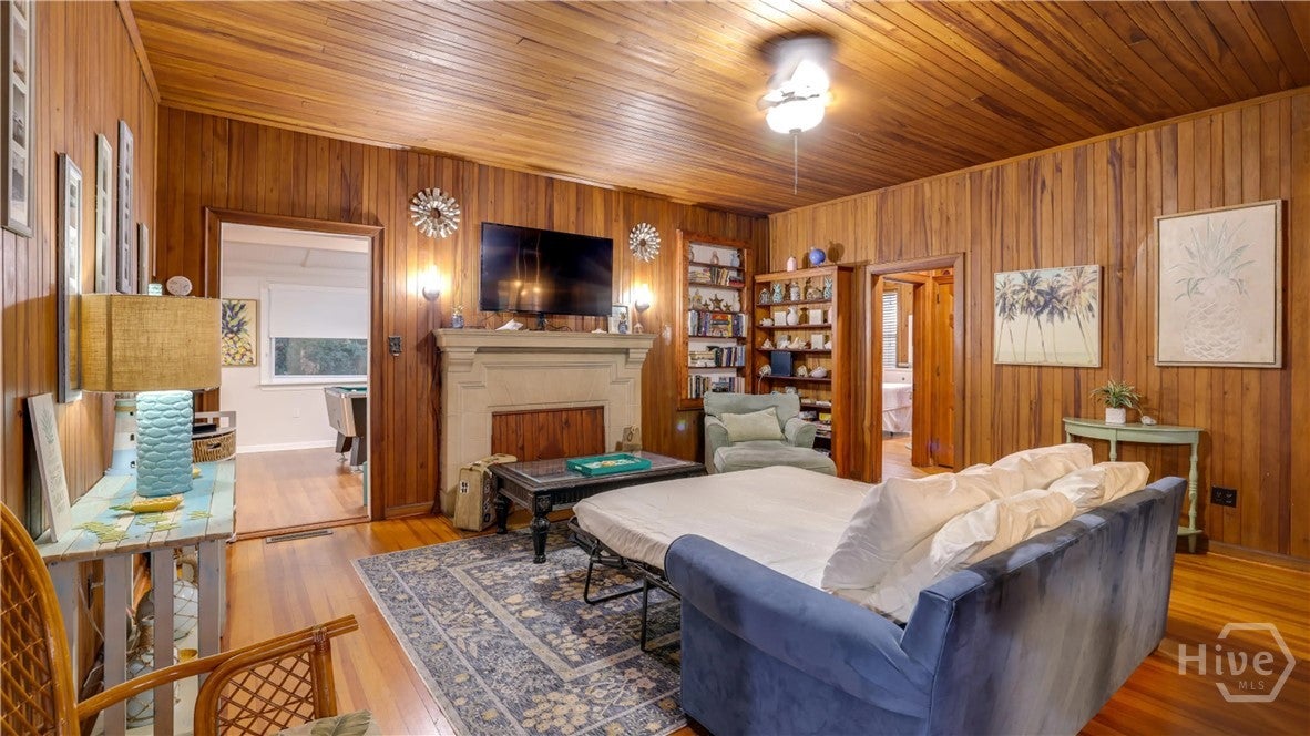 15 15th Street