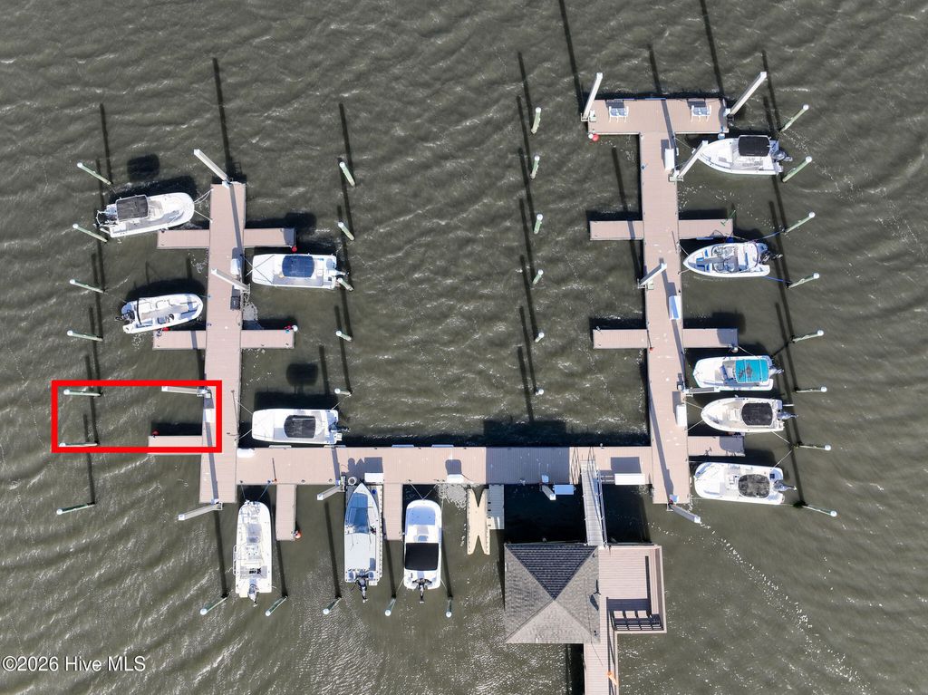 Photo of 1501 Southeast Harbor Drive, Wilmington, NC 28409 (MLS # 100567317)